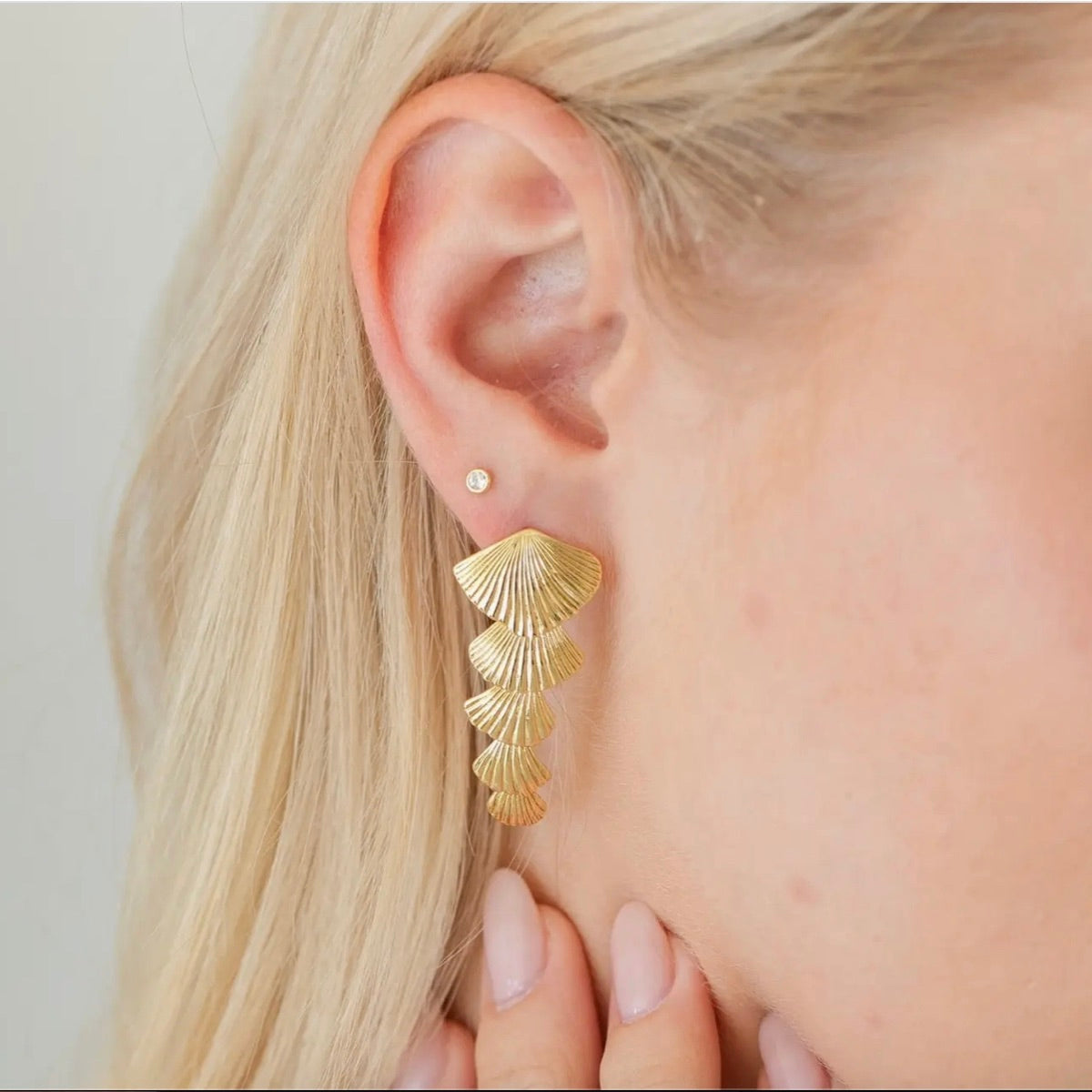 Long Shell Earrings