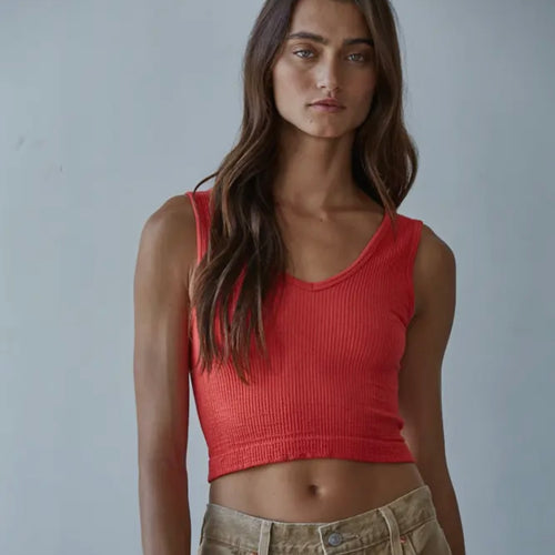 Tomato Seamless Sleeveless UV Neck Reversible Tank