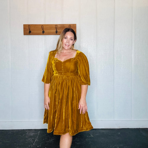 Amber Sweetheart Velvet Mini Dress