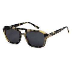 CLASSIC OVERSIZED FRAME SUNGLASSES | 40SG829