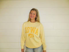 IOWA HAWKEYE APPLIQUE YELLOW MONOCHROMATIC SWEATSHIRT 