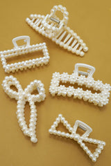 PEARL HAIR CLAW CLIPS | 40H736